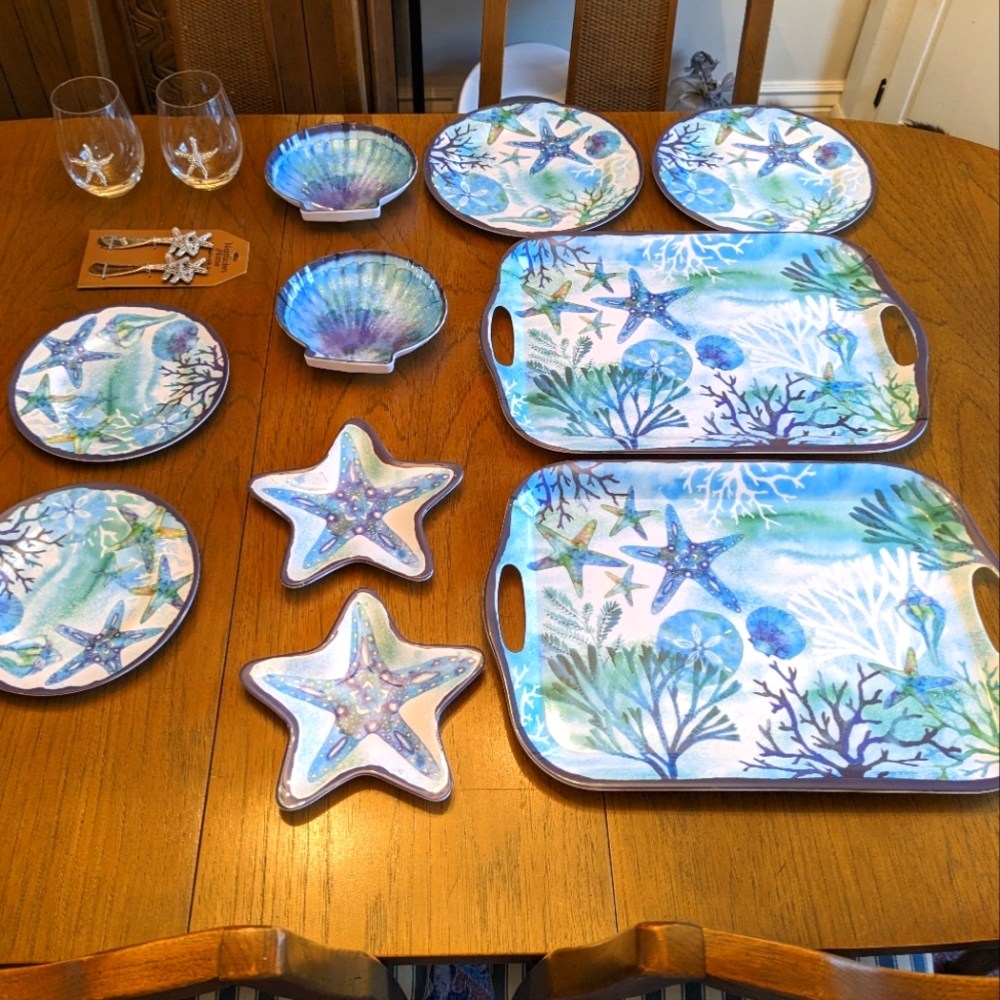 Melamine Dish/Tray Set with Wine Glasses and Cheese Knives